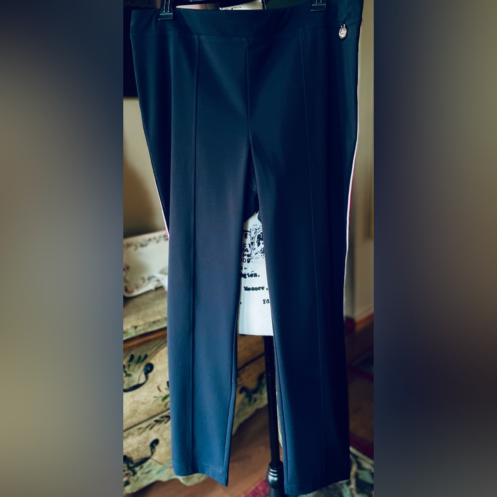 “TOMMY HILFIGER” Navy Blue Stretch Pants.  Size XL  EUC